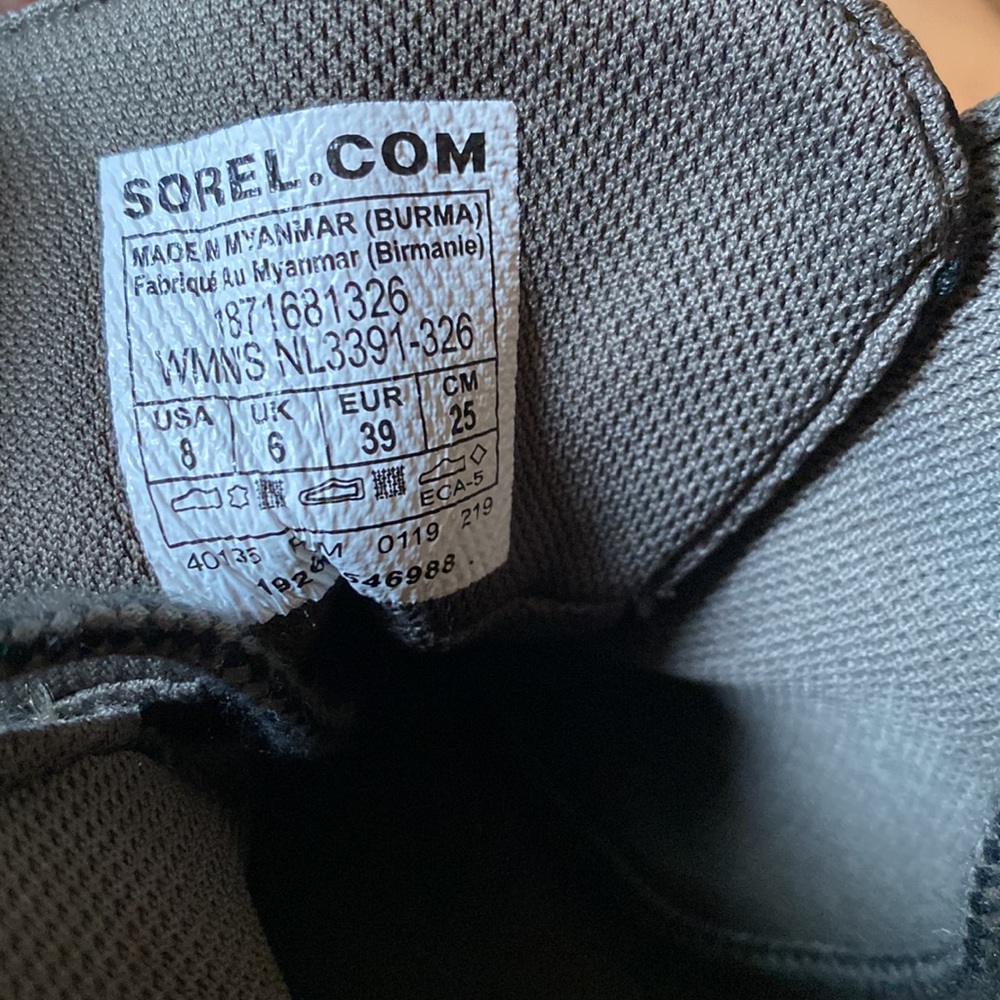 Sorel Out N About Camo Suede Waterproof Pac Boots - Picture 5 of 6